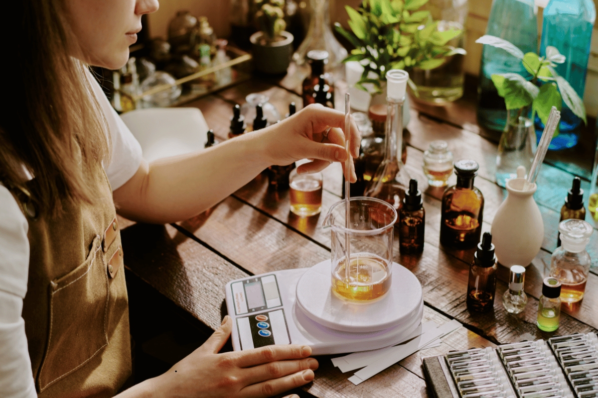 Essential Oils vs. Fragrance Oils: What’s the Difference?